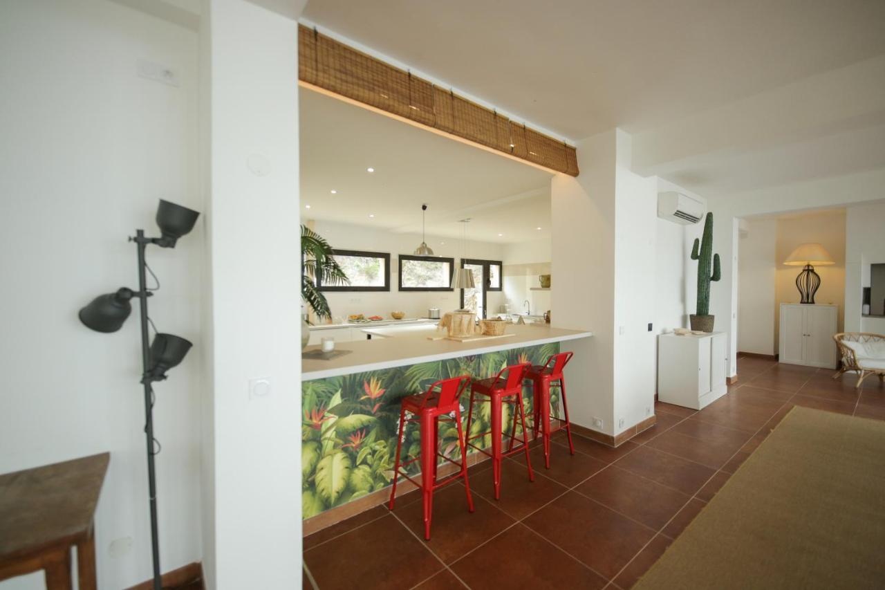 Grande Villa 750 M2 Le Mas Des Chenes Bormes-les-Mimosas Exterior photo